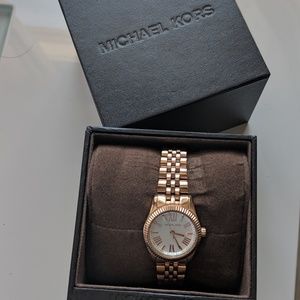 Michael kors rose gold watch